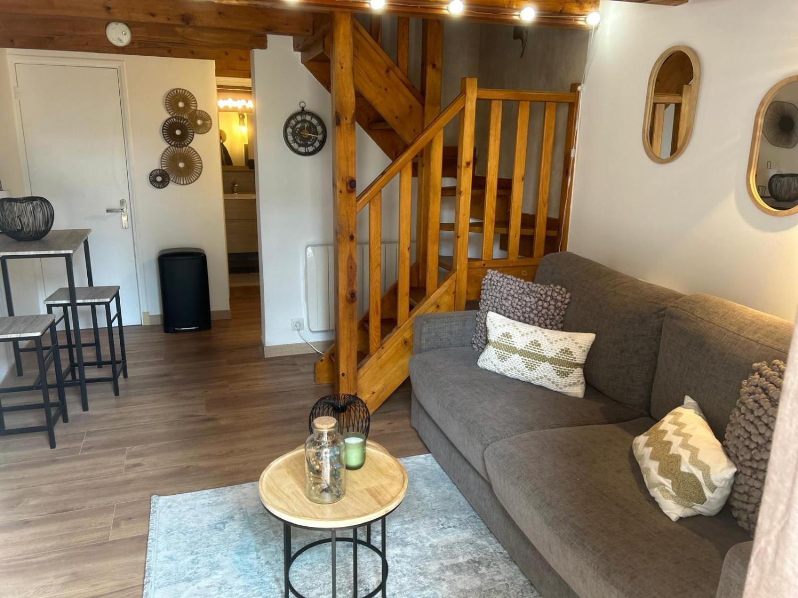 Montagne Apartment *
